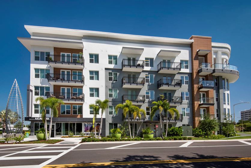 Anchor Riverwalk Downtown Tampa Apartments