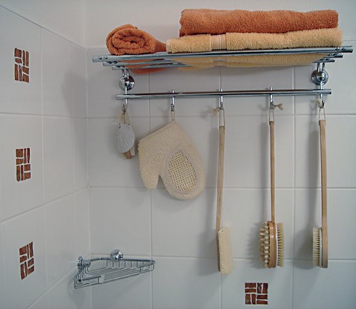 Hanging Apartment Bathroom Storage